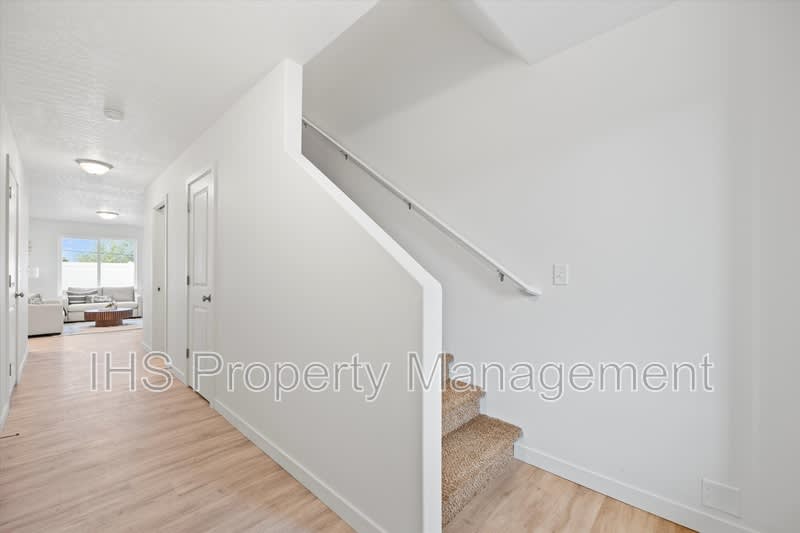 1148 N Yost St. – photo 3