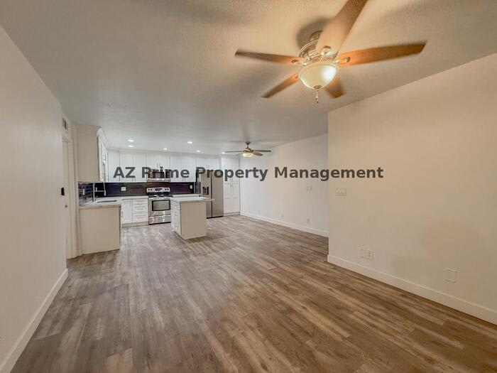 5525 East Thomas Road – photo 2