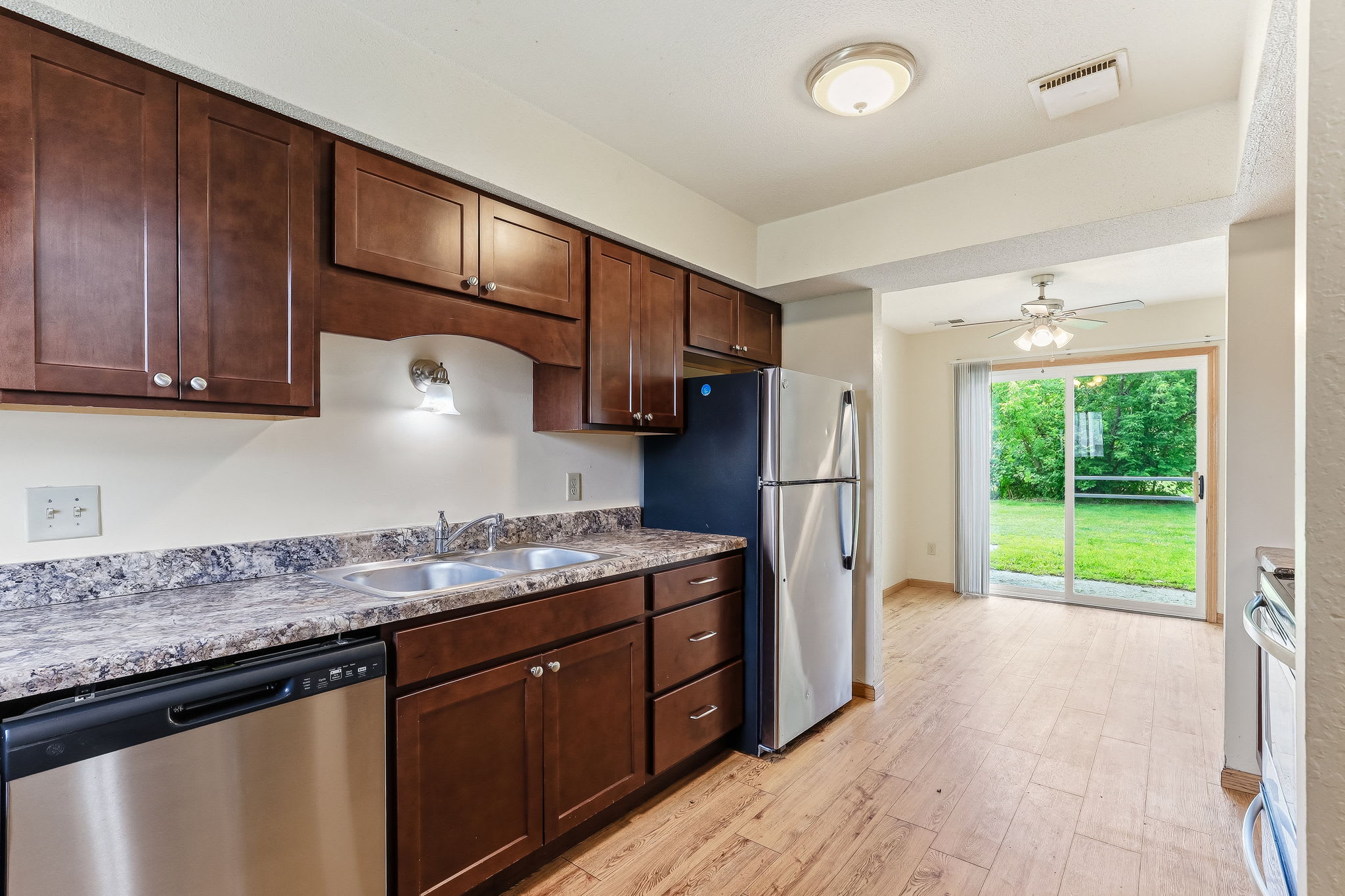 6849 Grimes Place North – photo 3