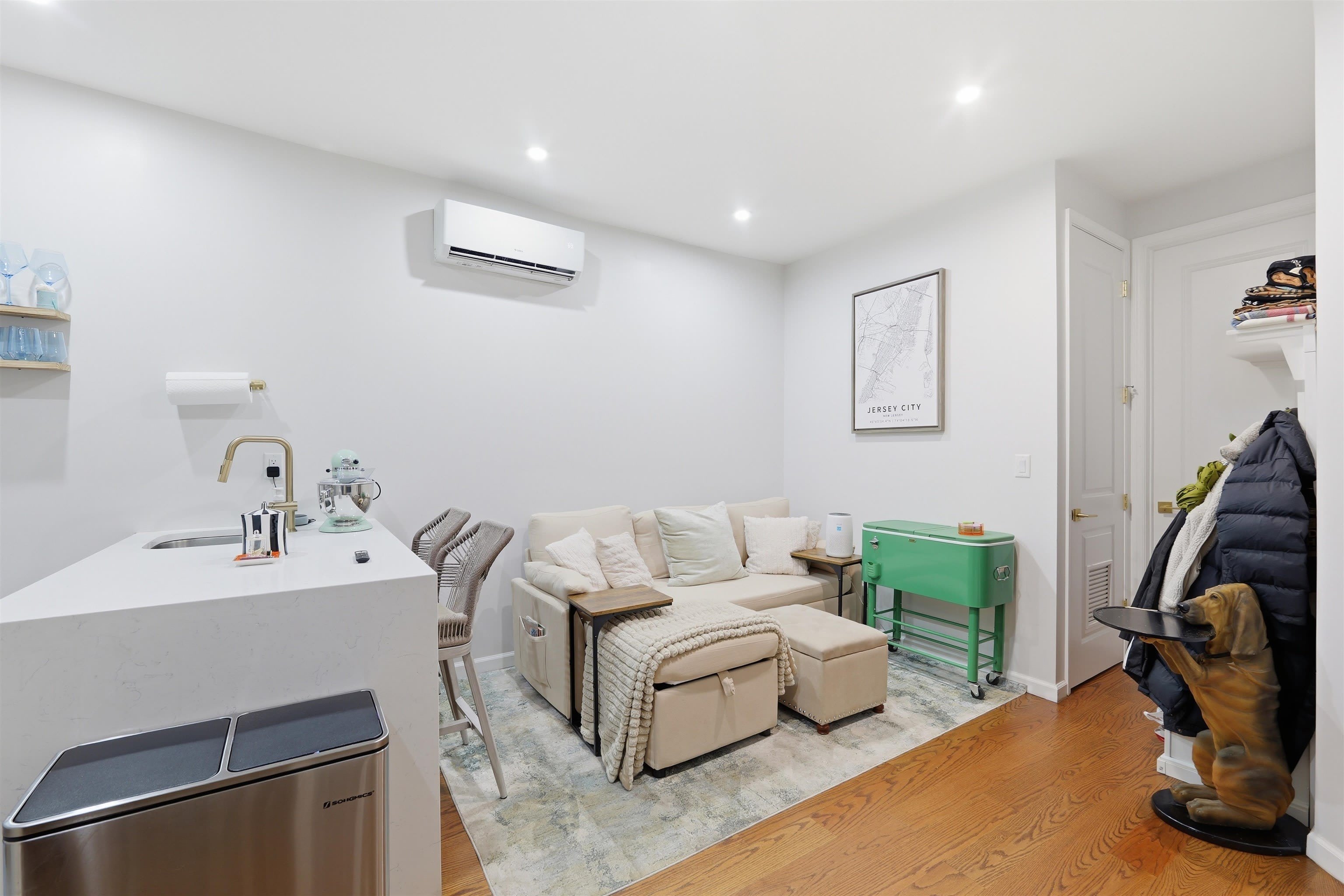 335 5Th St – photo 2