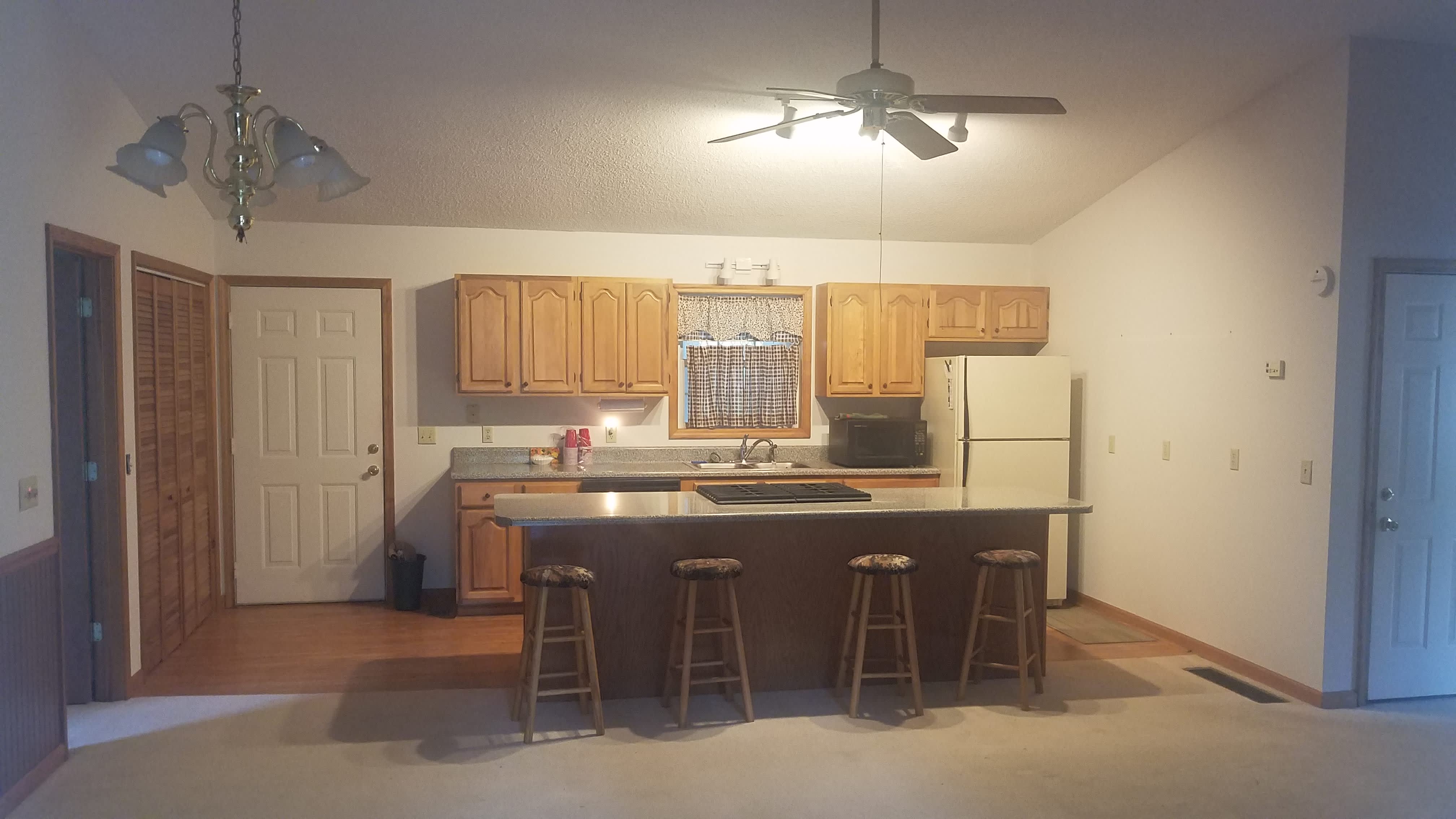 63 Garden Ct – photo 2