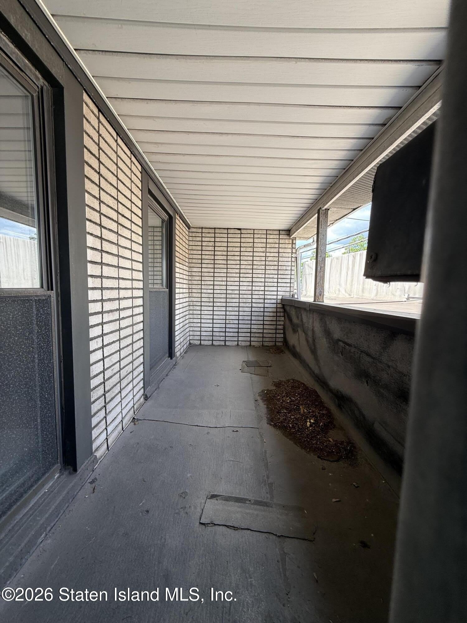 1288 Forest Avenue – photo 4