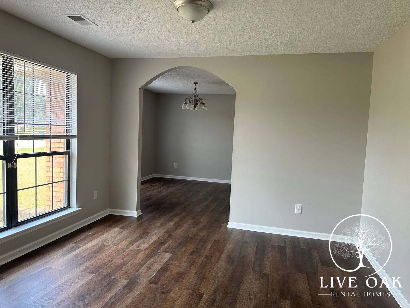 MOVE IN SPECIAL: $500 OFF 1ST MONTH'S RENT!** – photo 5