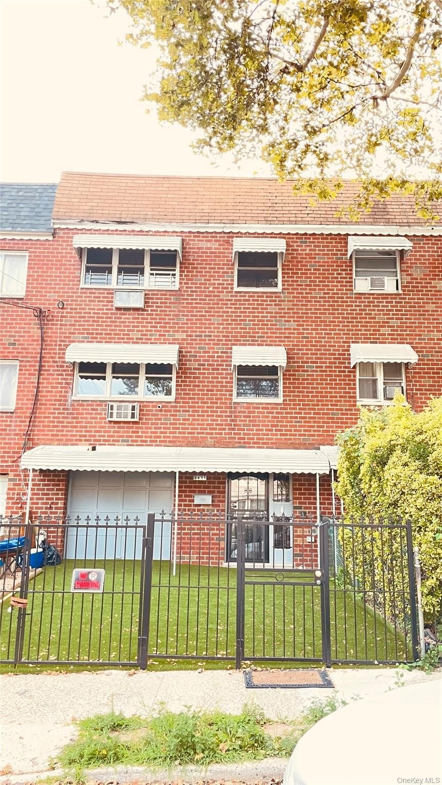 3435 Ely Avenue – photo 1