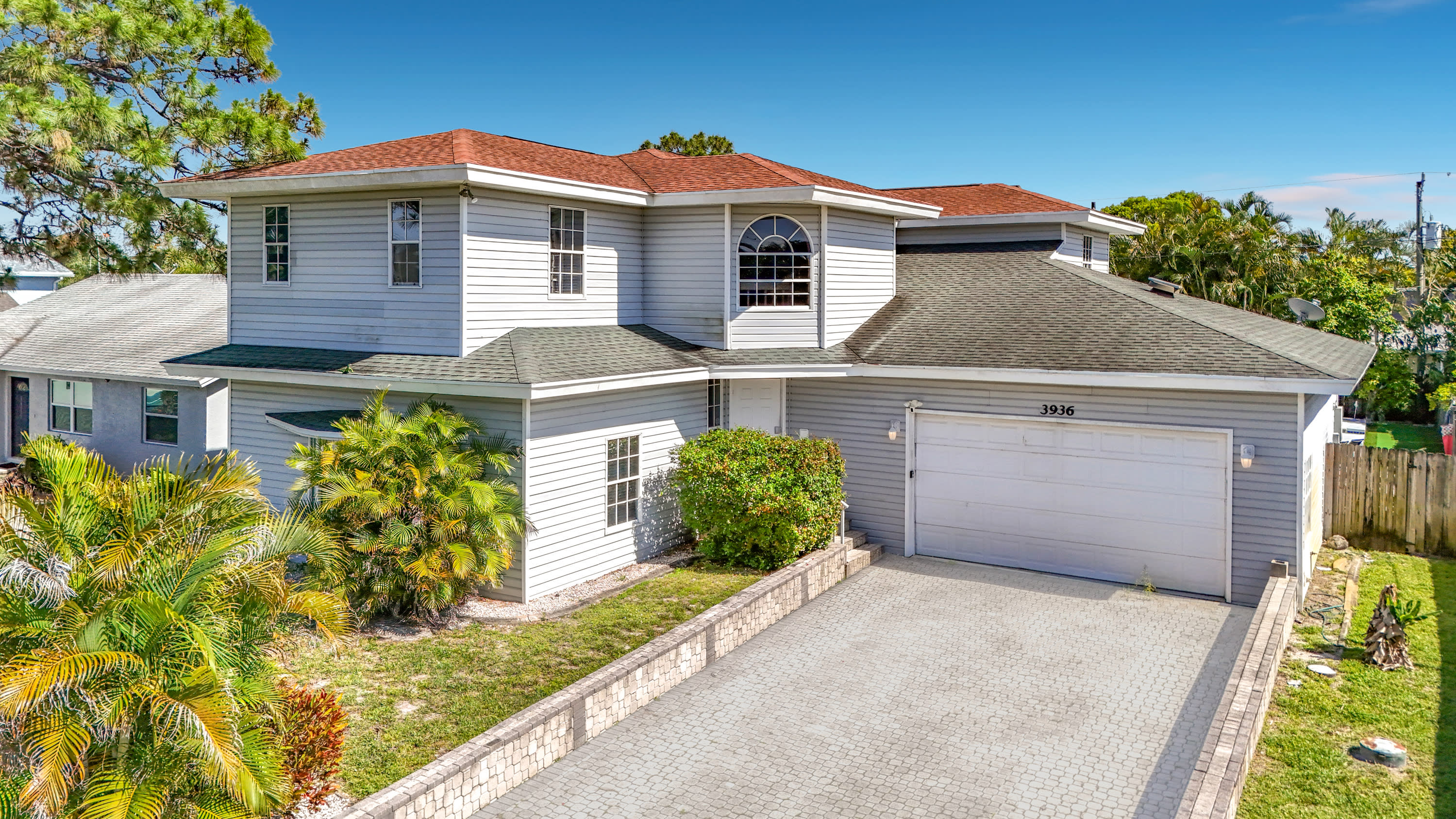 3936 Tracewood Ln – photo 2