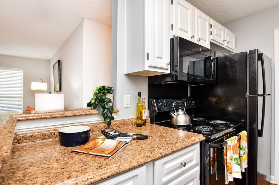 Shadow Creek Apartments – photo 5