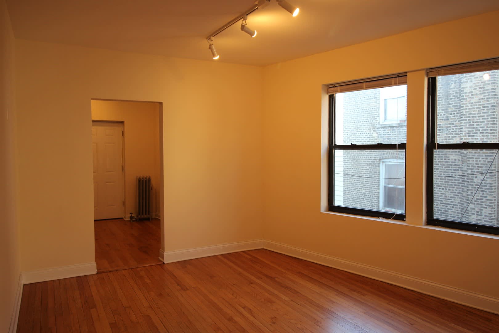 1638 W North Shore Ave – photo 4