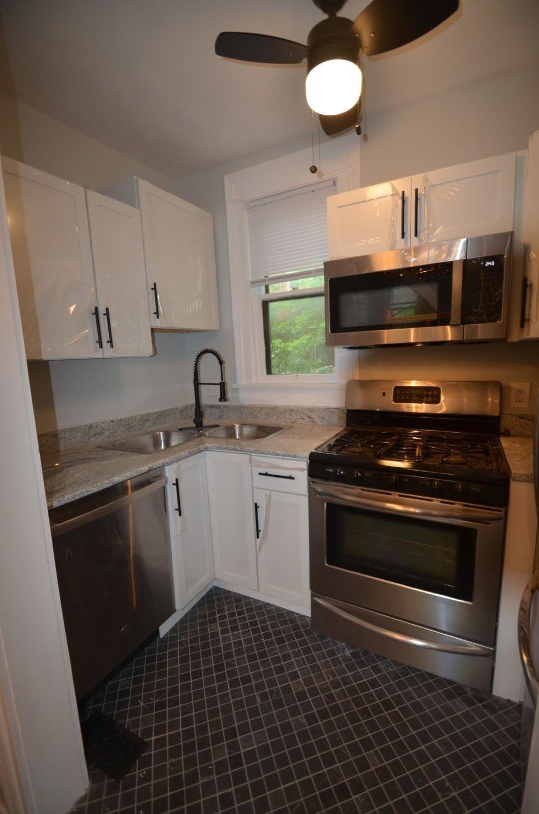 301 W 5th Avenue – photo 5