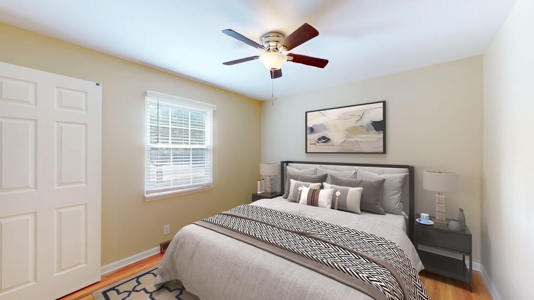 Courtyard Apartments – photo 1