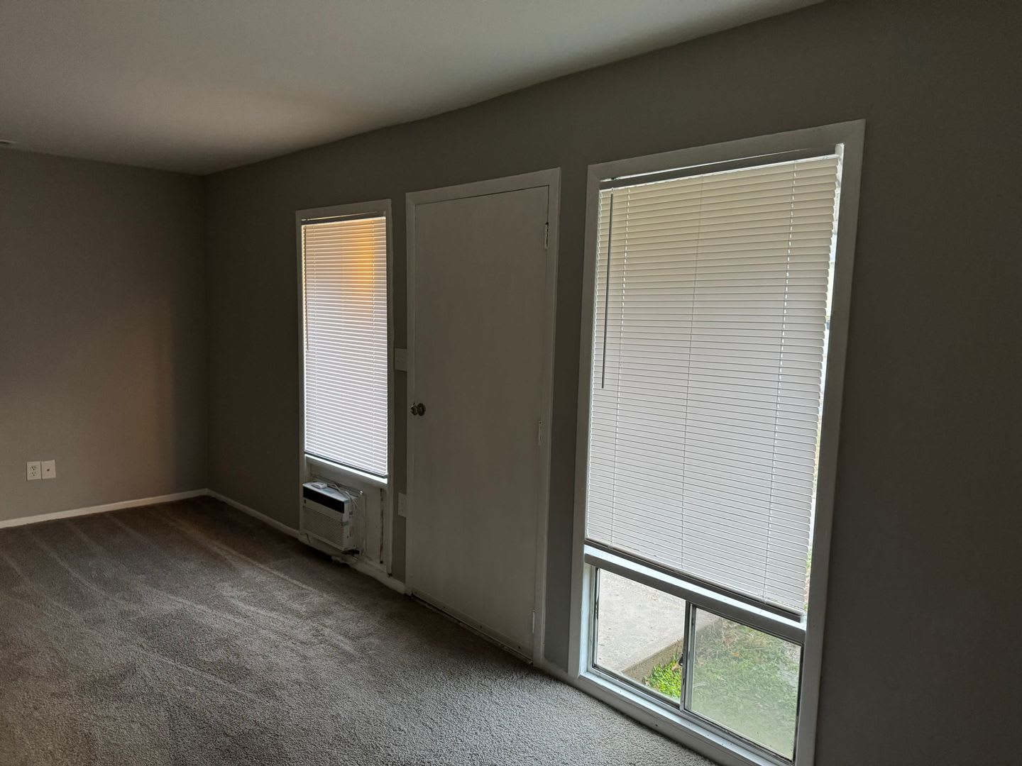 1521 N Hocker Ave – photo 2