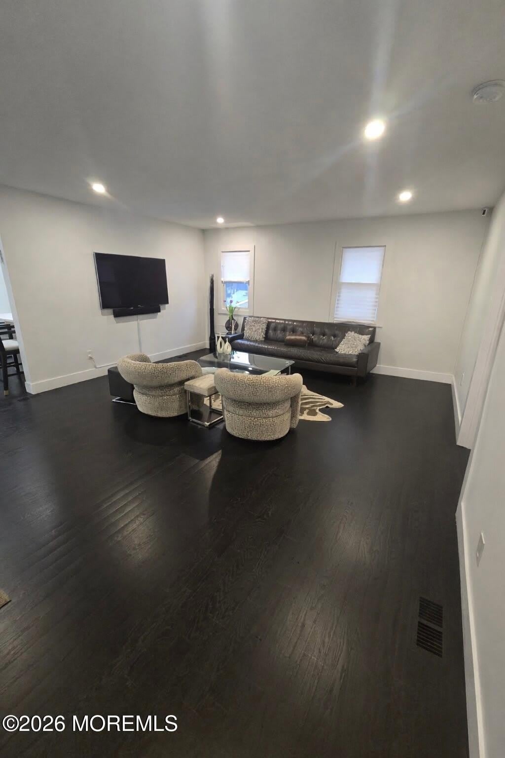 486 W Lincoln Avenue – photo 2