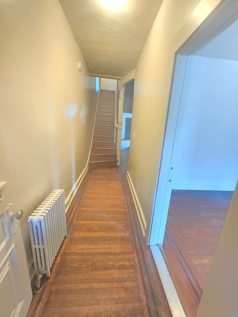 Student Housing -- 6 Bedroom Townhome by York College – photo 2