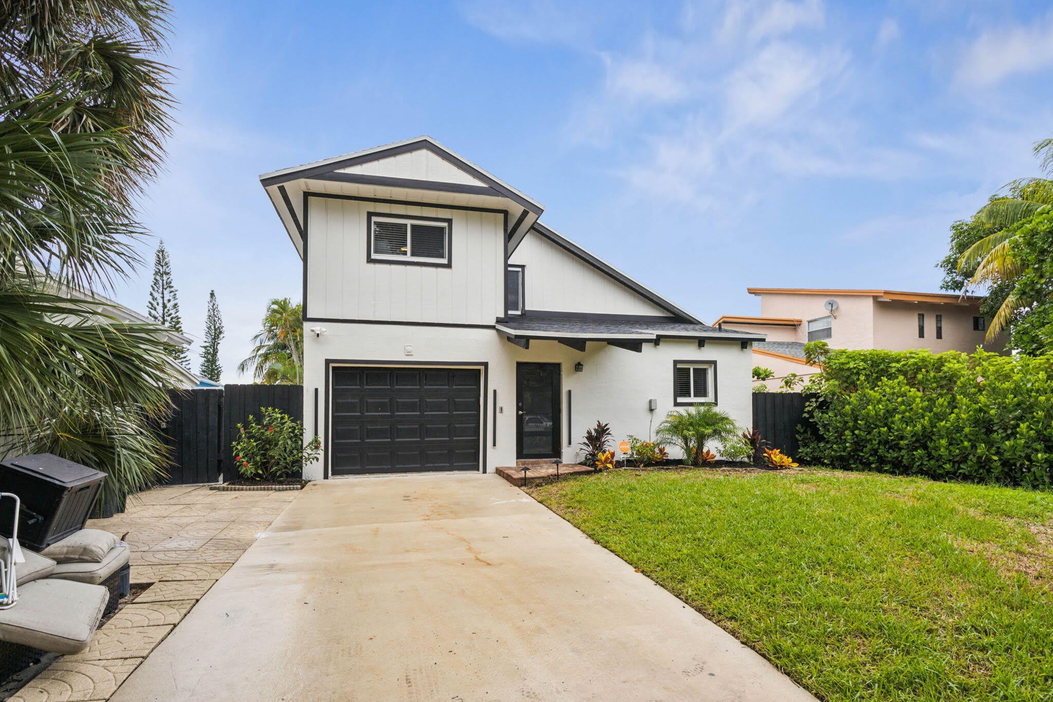 2541 Southridge Road – photo 2