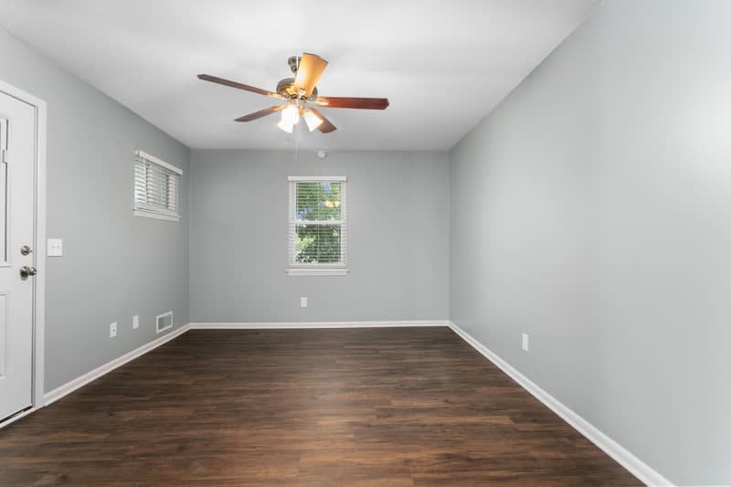 10219 W 53Rd St – photo 4