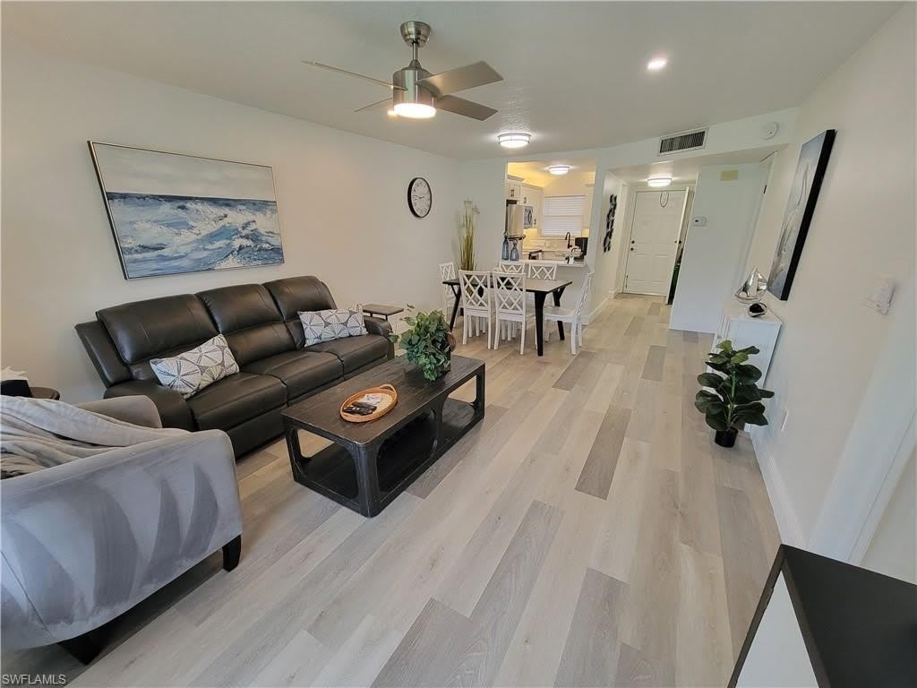 200 Forest Lakes Blvd – photo 1