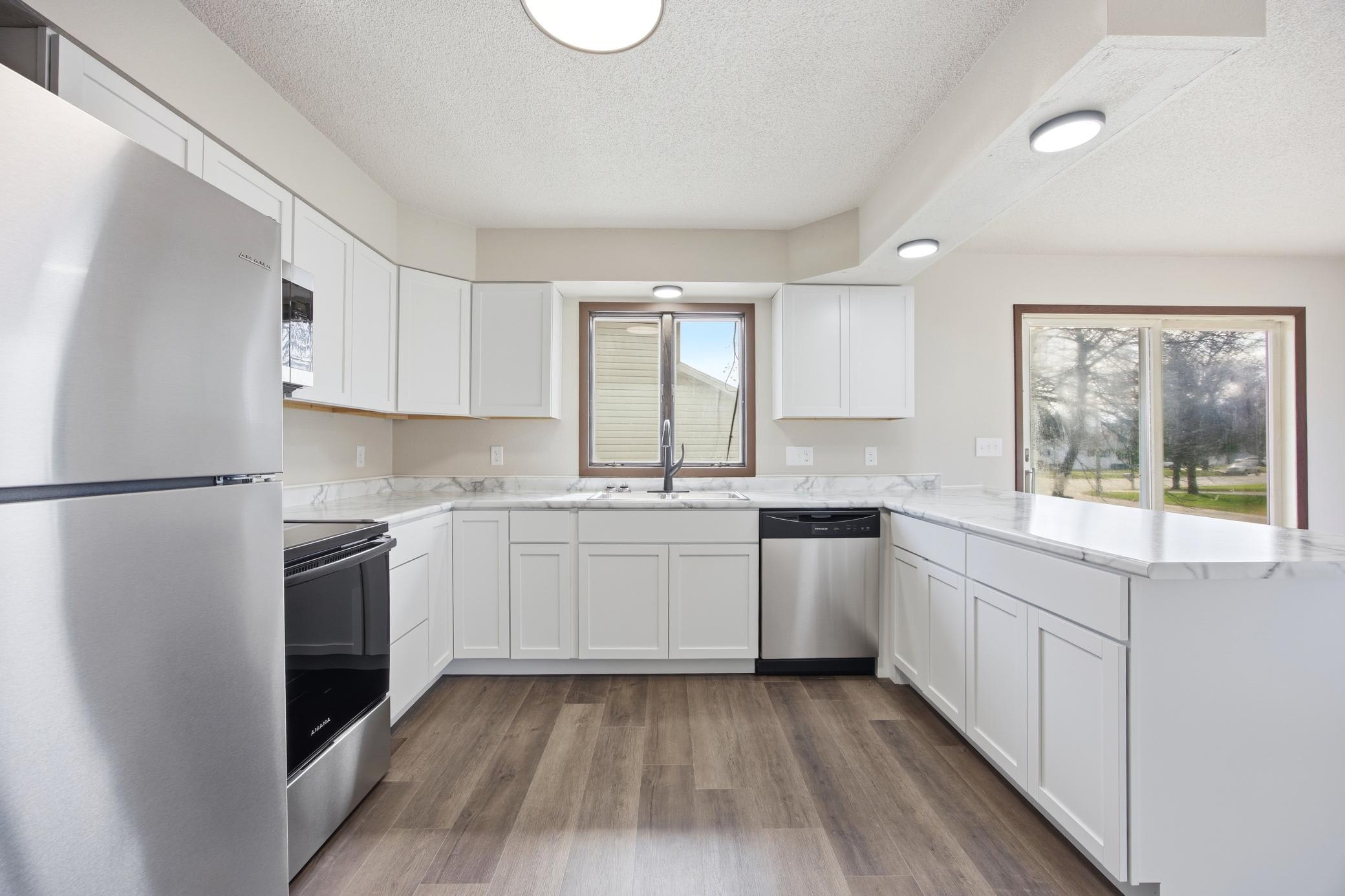 609 Lily Lane – photo 3