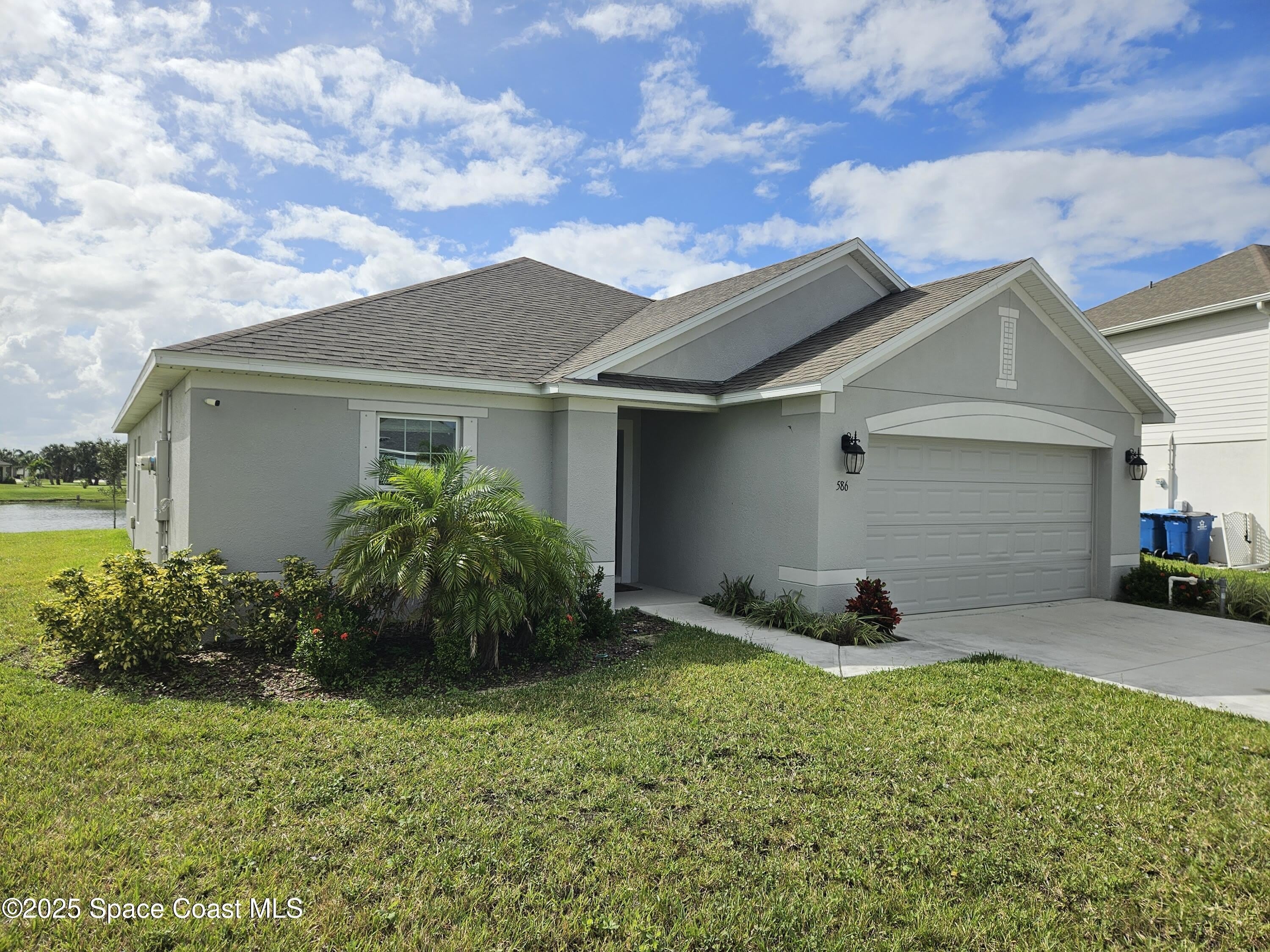 586 Cooper Court SW – photo 1
