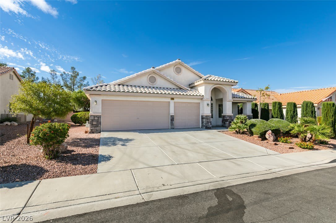 2744 Summerchase Lane – photo 2
