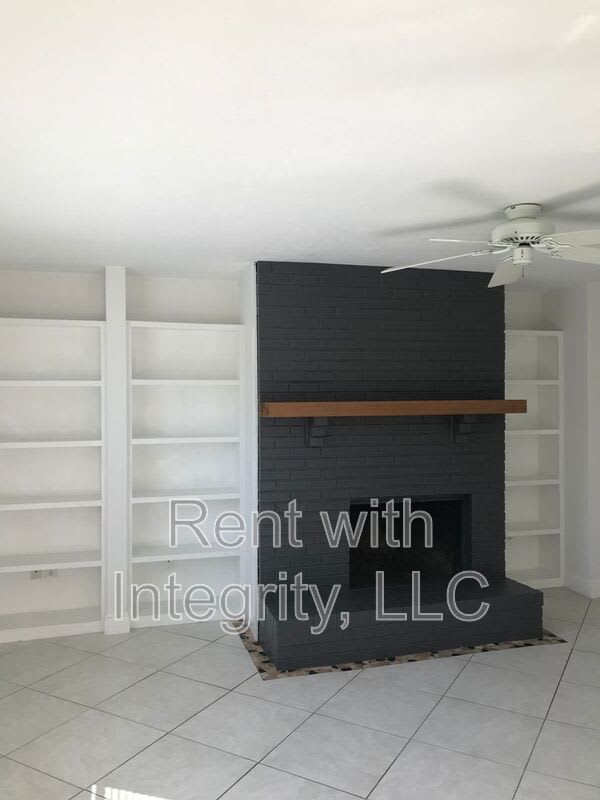 156-D Locke St – photo 4