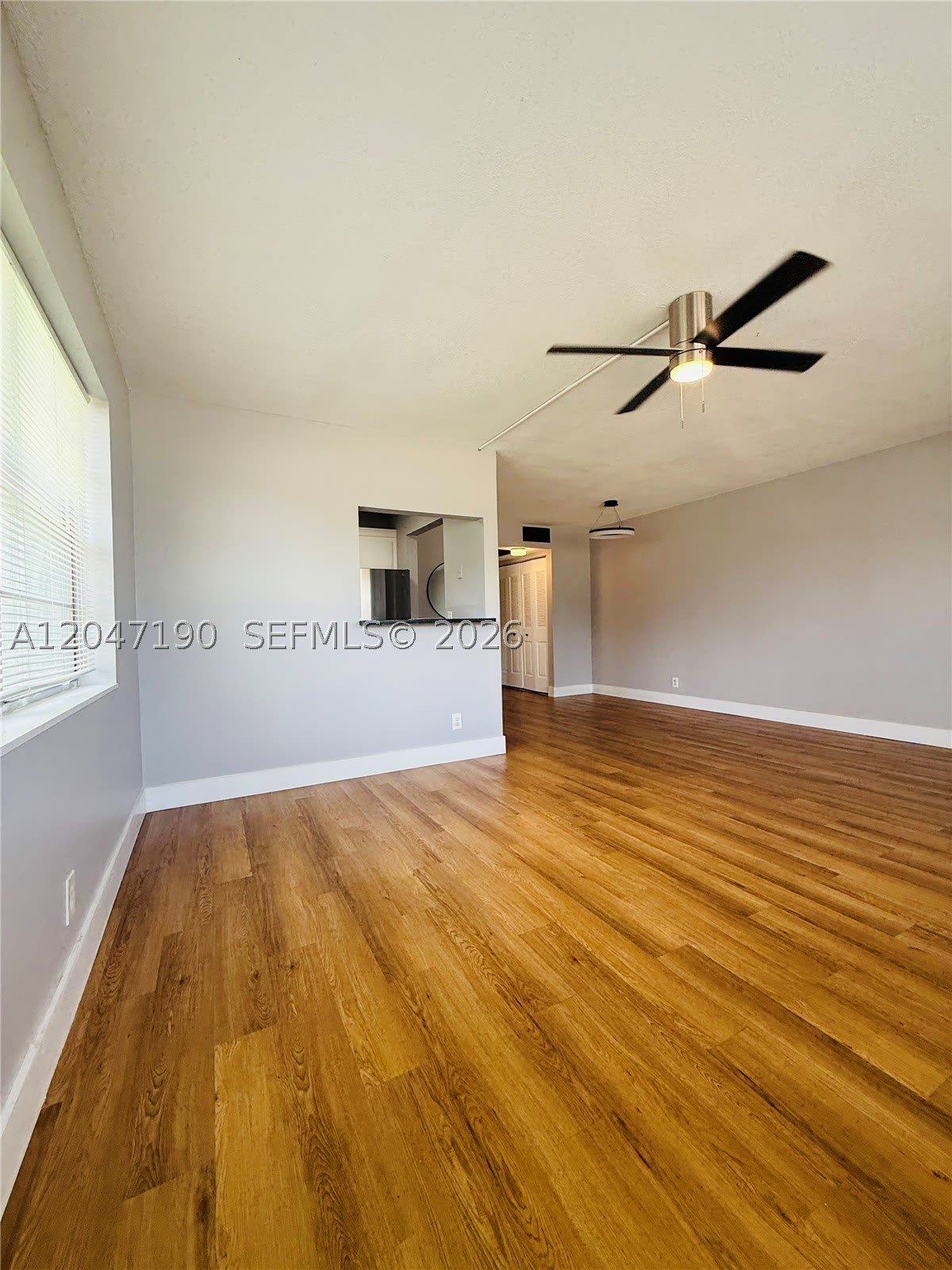 21 Windsor B – photo 2