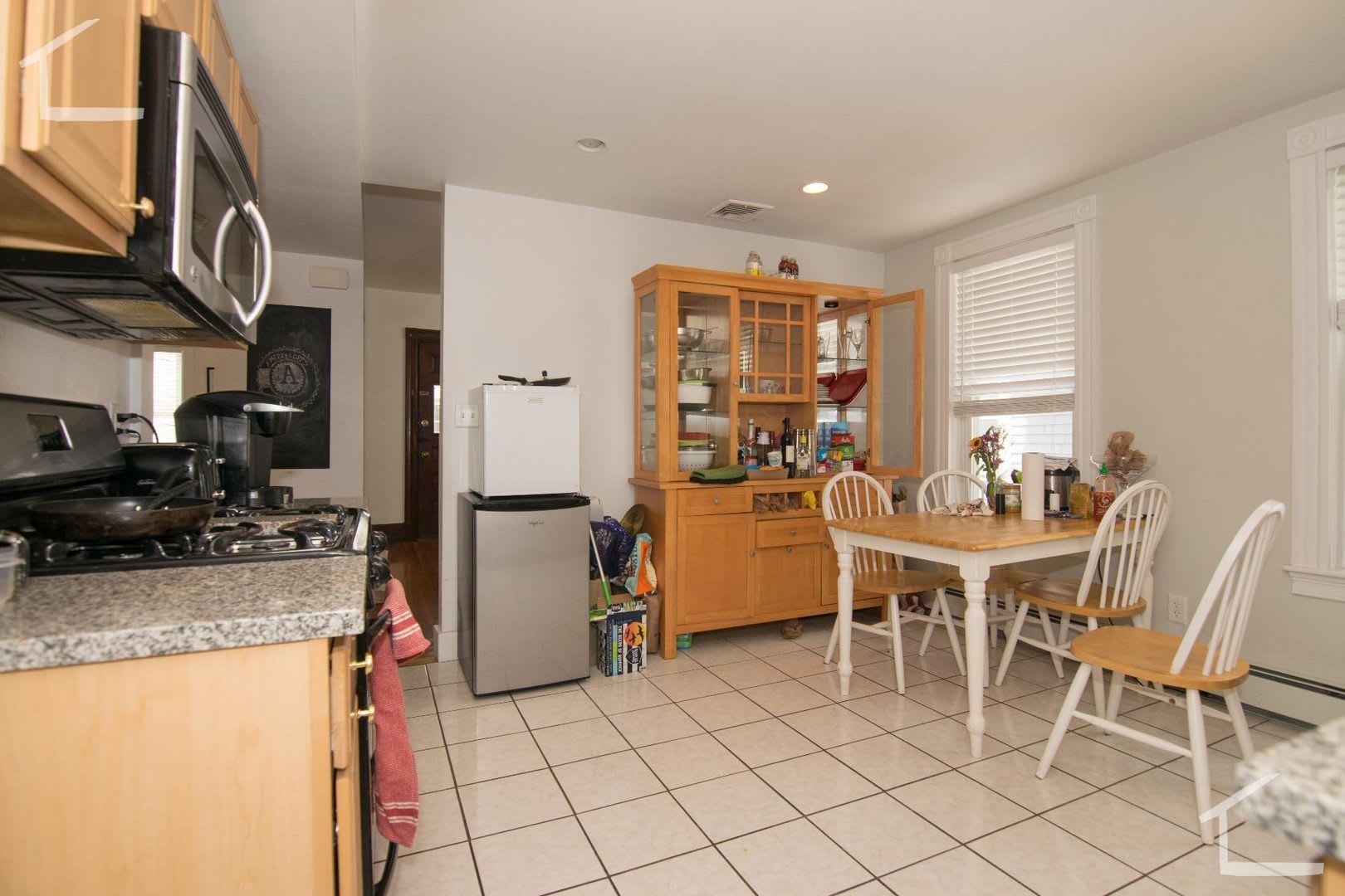 Charming 6 Bedroom No Broker Fee – photo 5