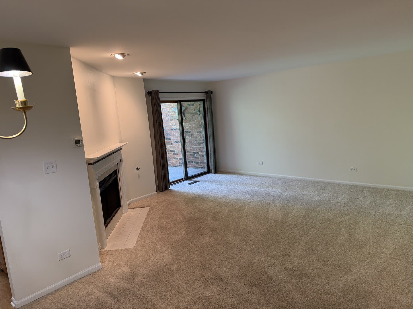 986 West Court – photo 2