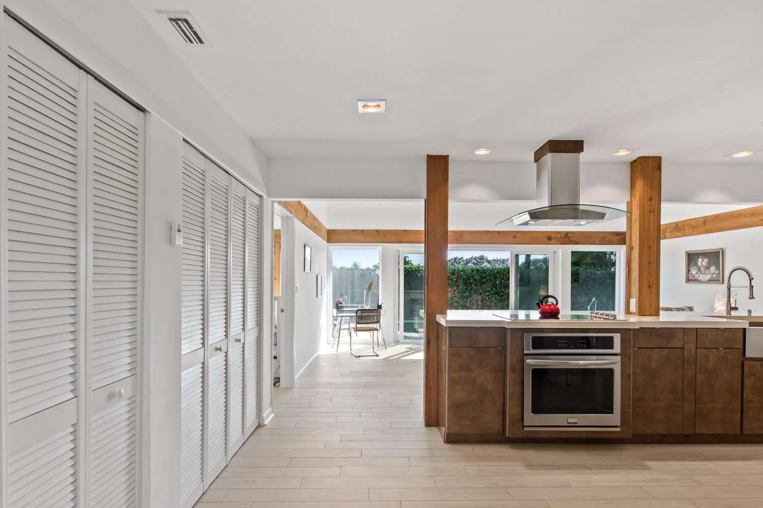 11792 Wimbledon Circle – photo 4