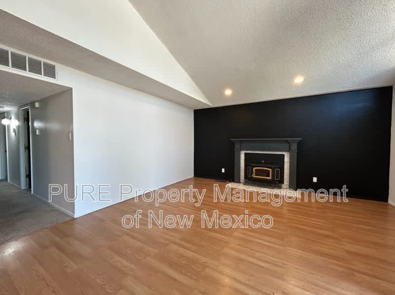 3509 N Dustin – photo 3