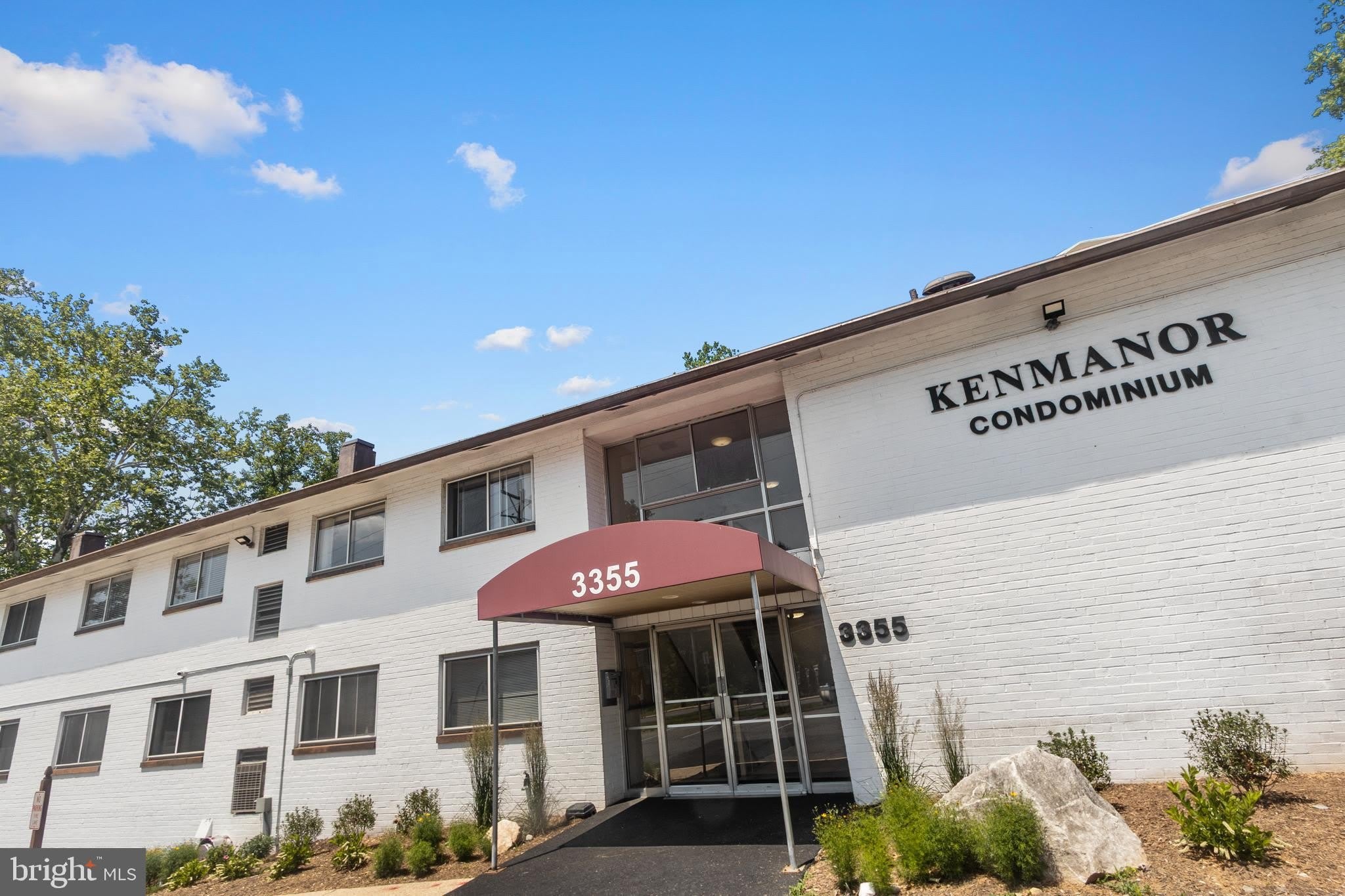 3355 UNIVERSITY Boulevard W – photo 2