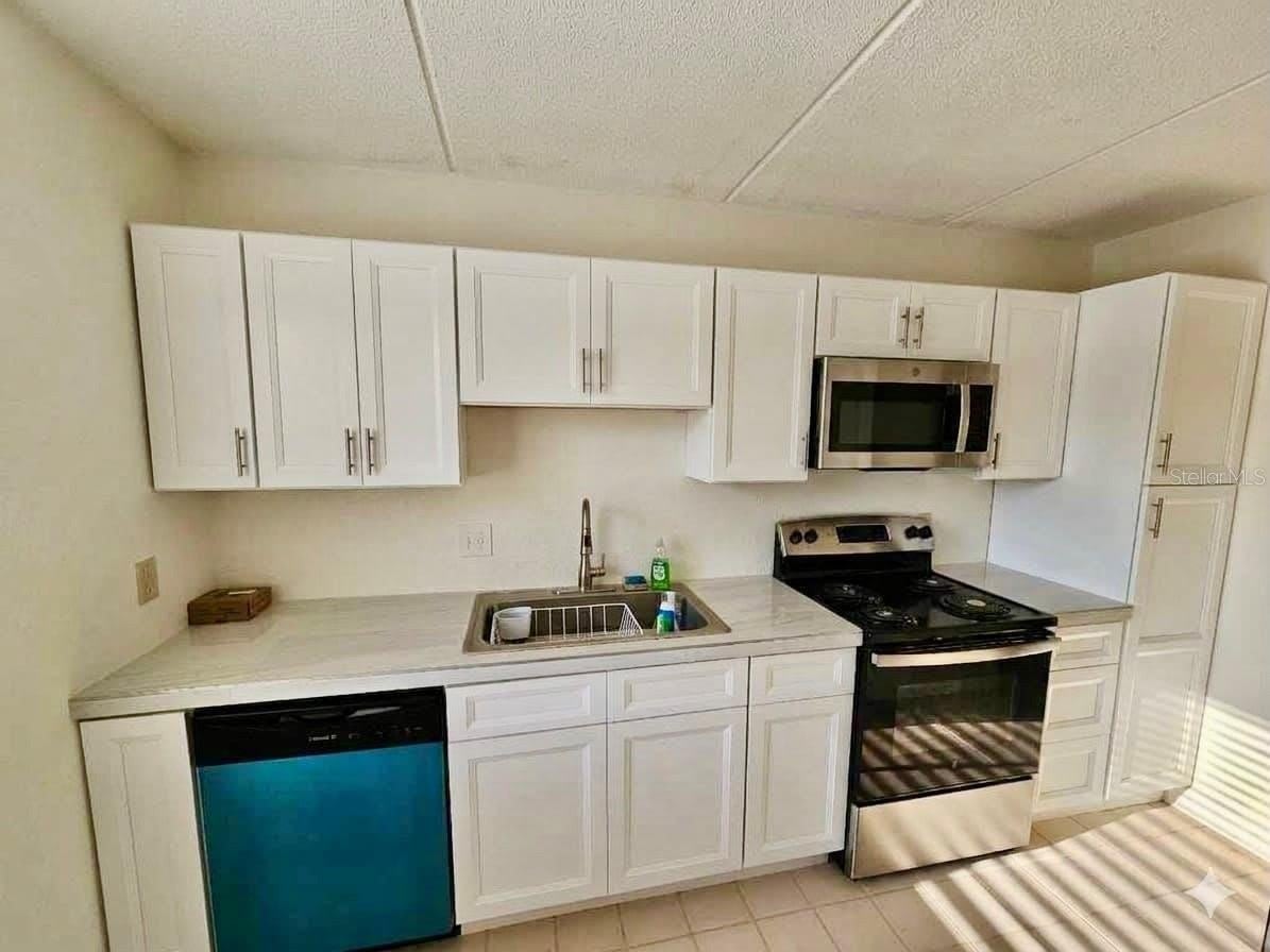 4435 1ST Street NE – photo 3