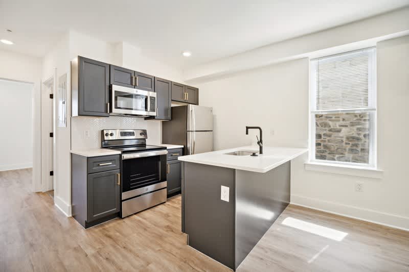 6906 Ridge Avenue 2 – photo 4