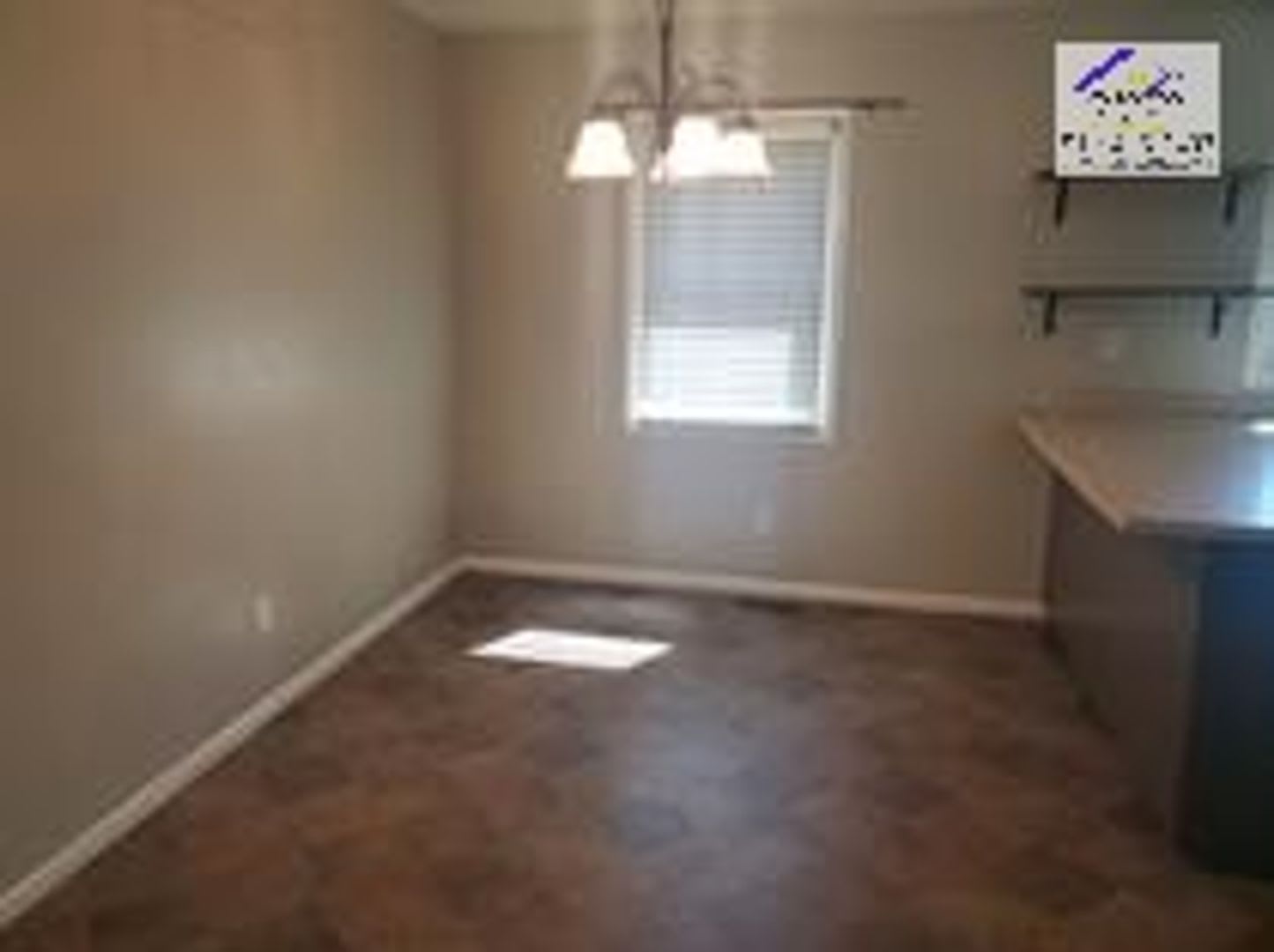 7259 Ainsley St – photo 4