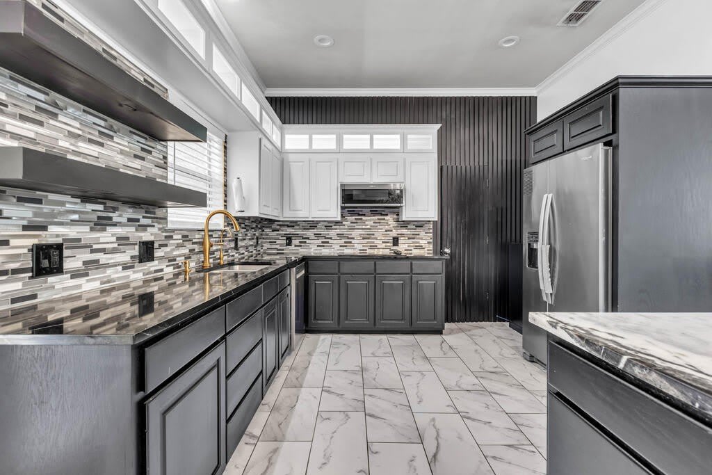 6515 Amber Dr – photo 4