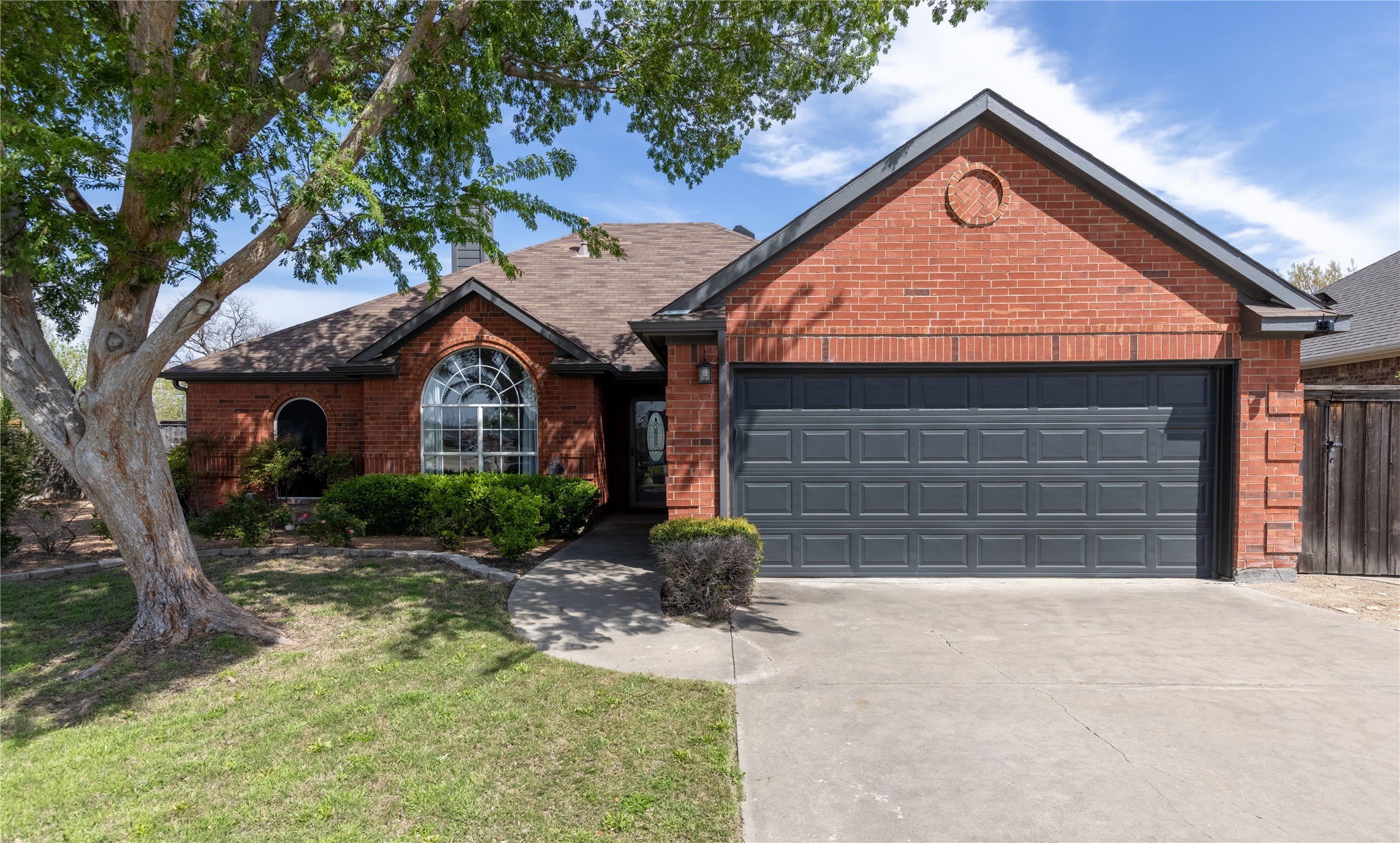 801 Dickerson Circle – photo 1