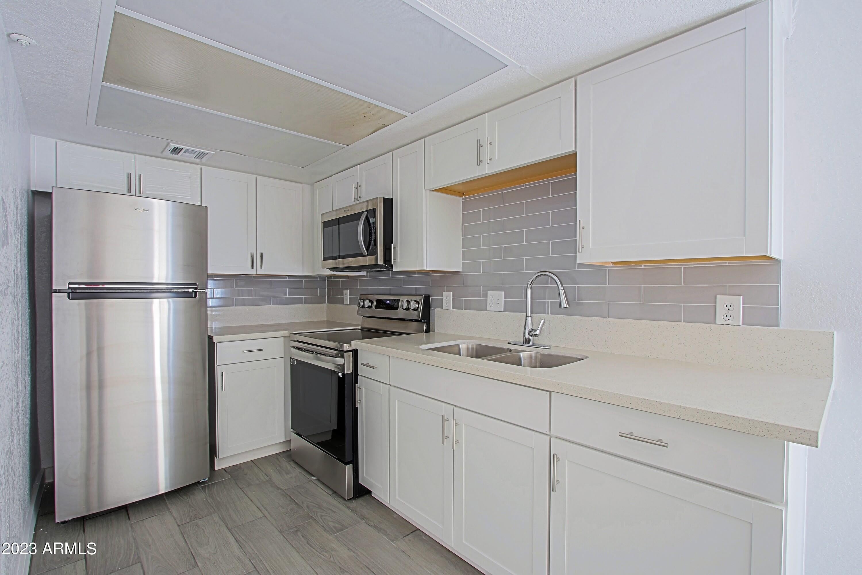 13207 N 21St Place – photo 2