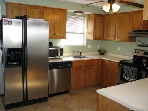 16 Holly Ln – photo 4