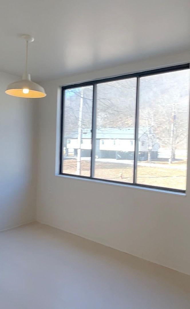Charming 2BR Townhome in Renovo – photo 5