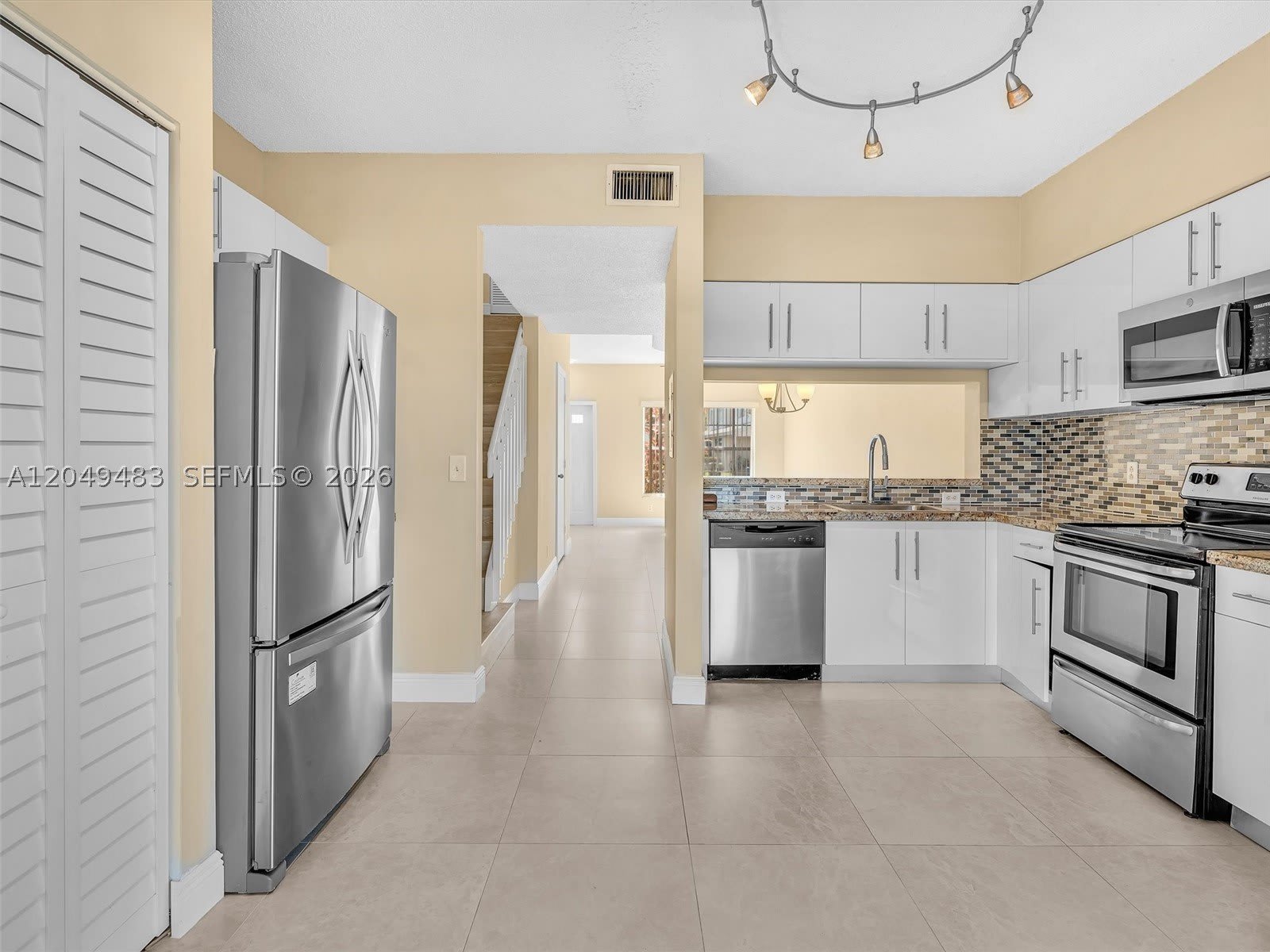 60 Key West Ct – photo 5