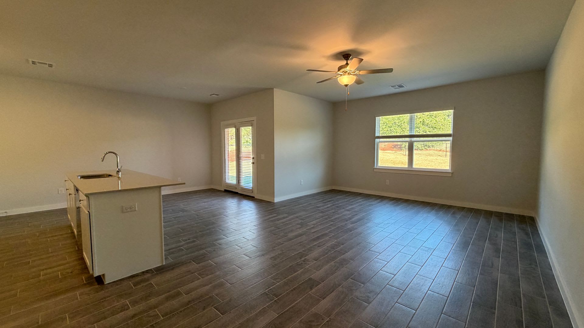 New Construction 4 Bedroom, 2 Bathroom on a 1.91 Acre Lot in Ridge Creek Addition! – photo 4