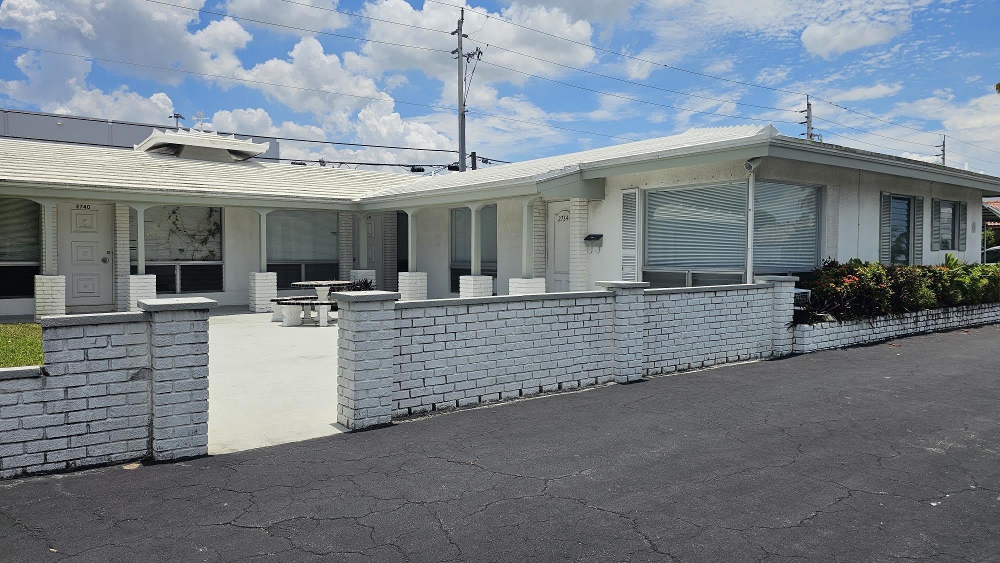 2734 Ne 32Nd Street – photo 2