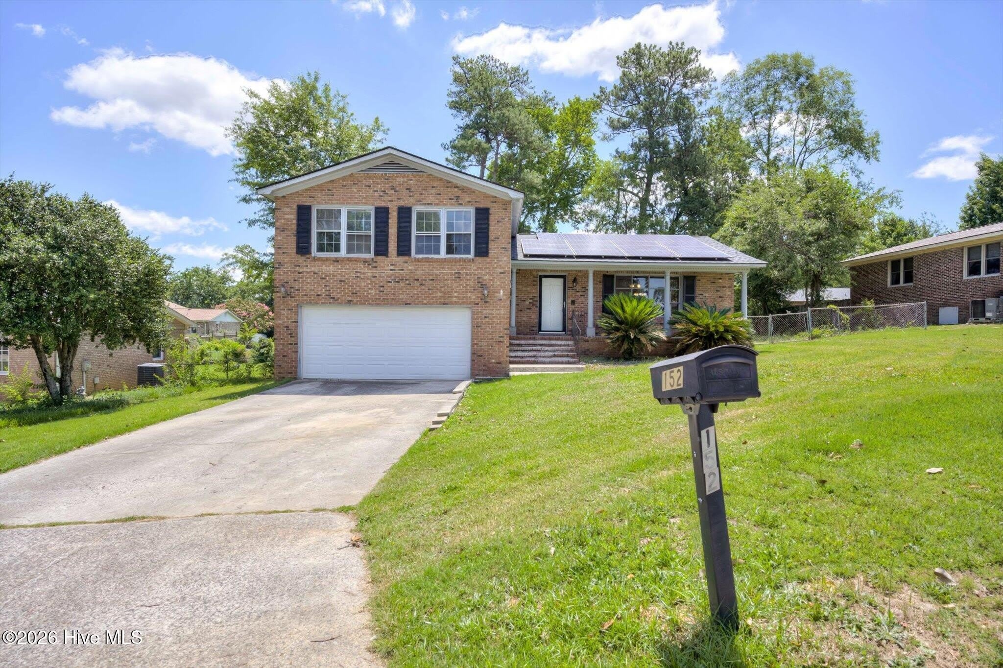 152 Holiday Drive – photo 2