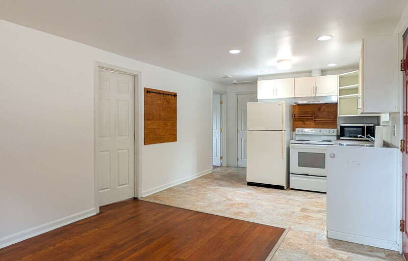 529 Madison St – photo 3