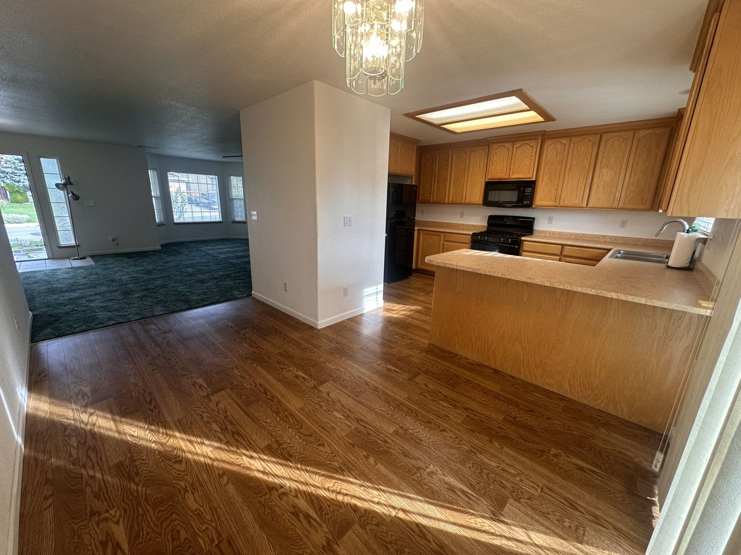3 bedroom, 1 Bathroom Home – photo 5