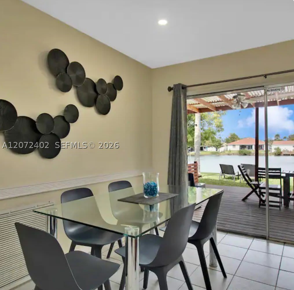 1031 SW 3rd St – photo 4