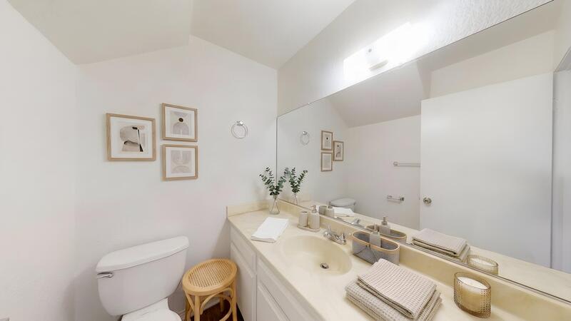 4726 W. 147th Street – photo 4