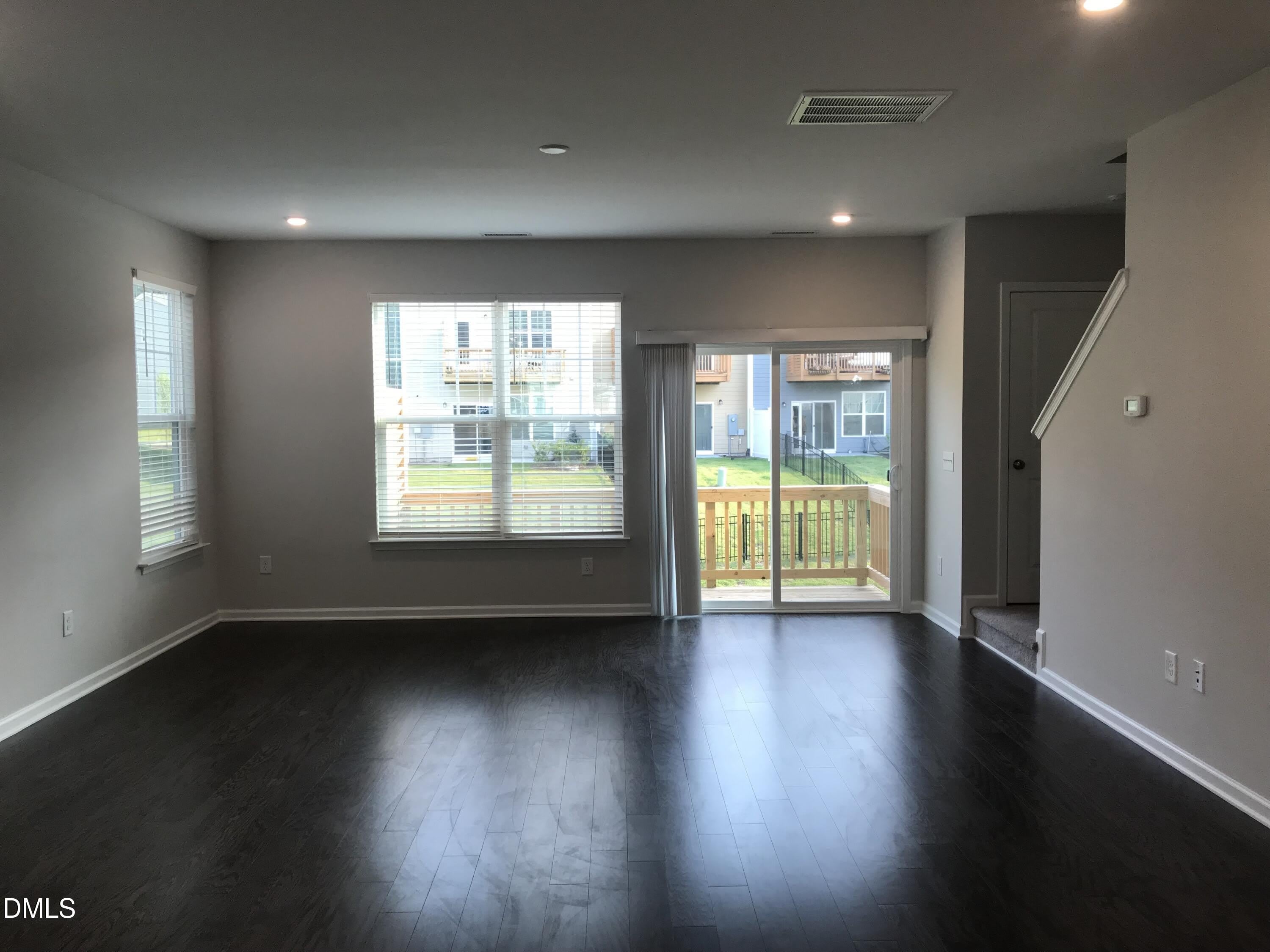 1042 Commack Drive – photo 5