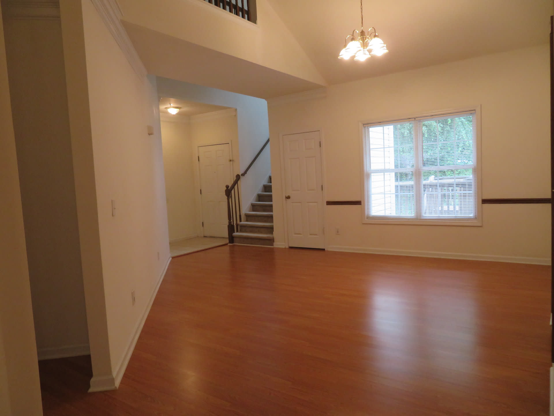 8806 Fairview Bluff – photo 1
