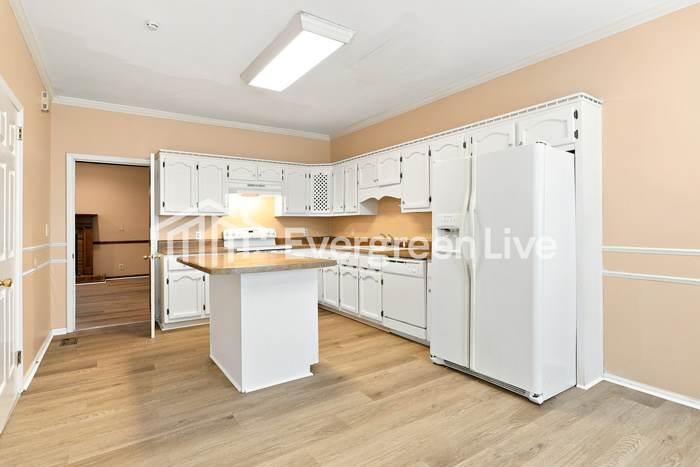 6731 Remington Circle – photo 4
