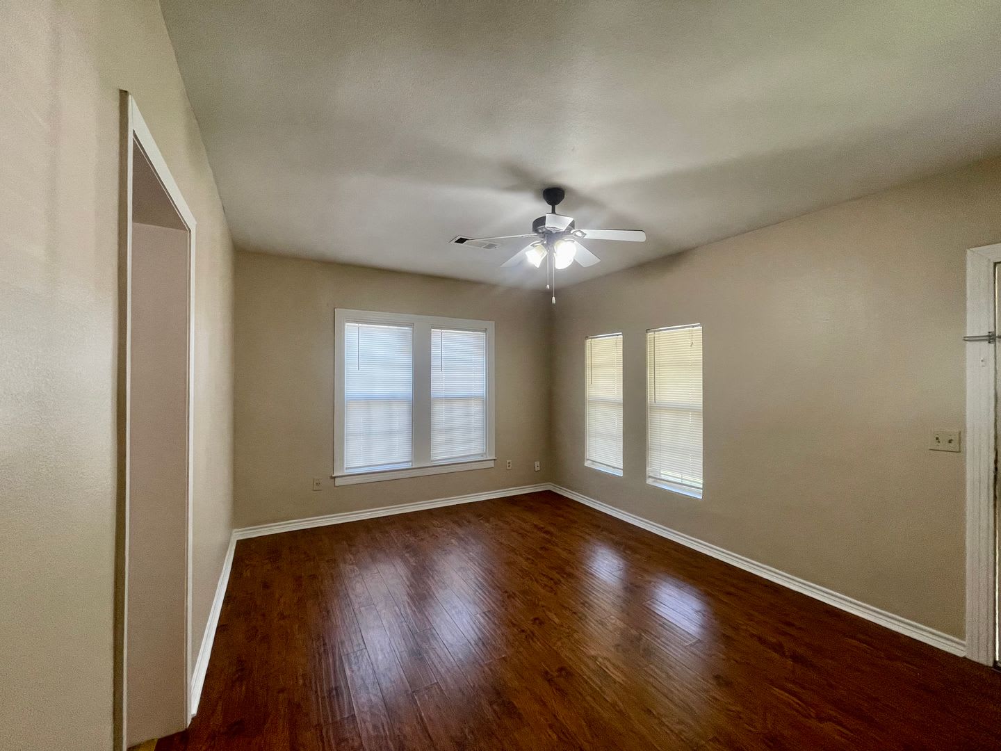 3309 Lay Avenue Groves, Texas 77619 – photo 3