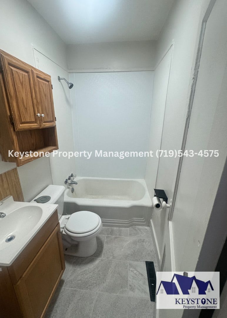 400 Off Special Small Dog Allowed 1 Bedroom 1 Bathroom 1 Car Garage For Storage 800 800 – photo 5